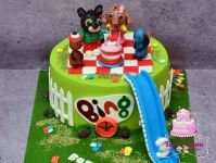 Bing Nyuszi és barátai a játszótéren torta