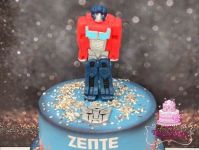 Transformers-Oprimus emeletes torta