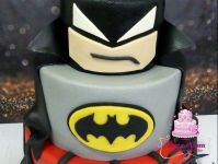 Batman vs Pókember torta