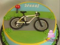 Kerékpár torta