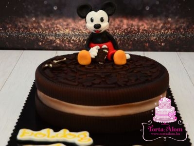 Oreo keksz Mickeyvel torta